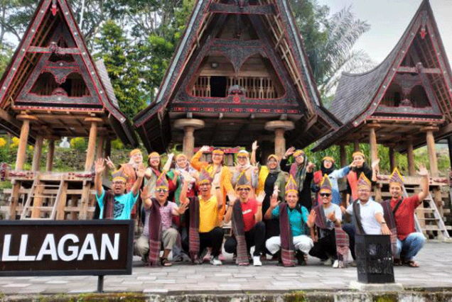 paket wisata danau toba 2 hari 1 malam