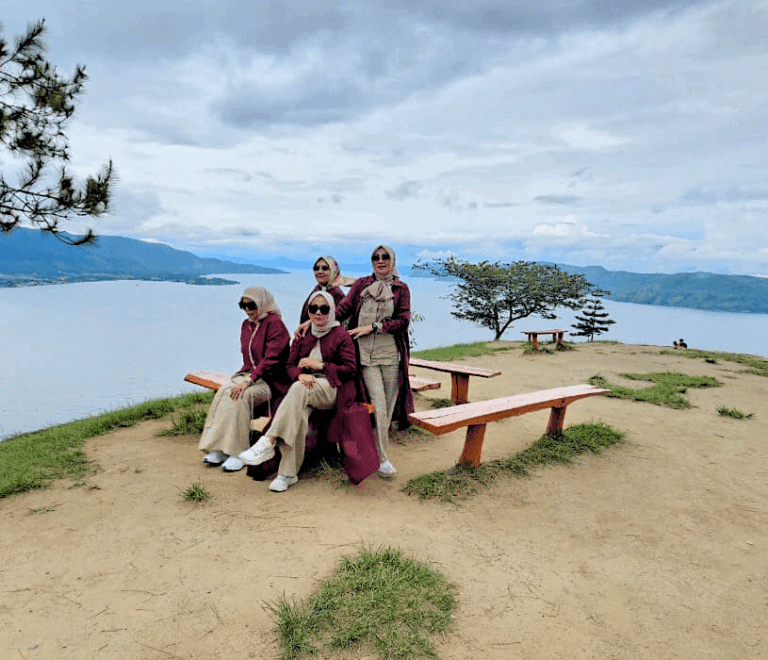 Paket Tour Danau Toba: Durasi, Rute & Tips Memilih